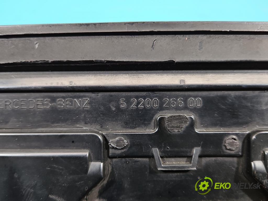 Mercedes 190 201 2.0 injekcia: mechanický 118 HP automatic 87 kW 1977 cm3 4- prístrojovka/ budíky 2015438121 (Prístrojové dosky, displeje)