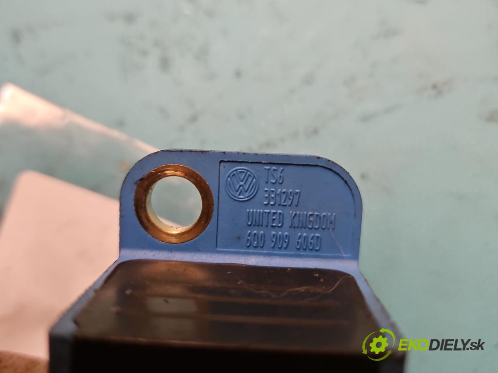 Vw Polo IV 9N 2001-2009 1.4 TDI 75 HP manual 55 kW 1422 cm3 3- snímač šokovat: 6Q0909606D (Snímače nárazu)