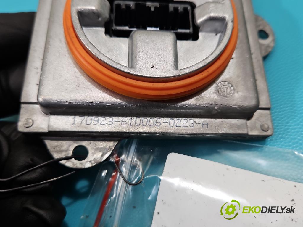 Ford Escape III 12-19 1.5 ECOBOOST: 182KM automatic 134 kW 1498 cm3 5- střídač: xenon 90020949 (Riadiaca jednotka xenónu)