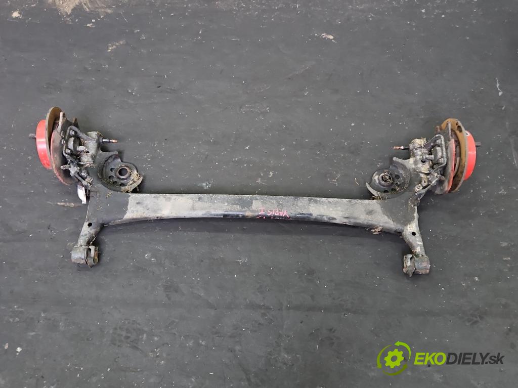 Toyota Yaris I 1999-2005 1.3 16V 87 hp manual 64 kW 1298 cm3 3- zadní výztuha  (Výztuhy zadní)