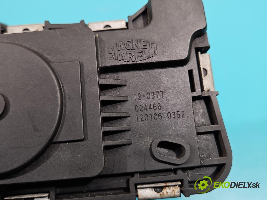 Vw Touran I 2003-2015 1.4 tsi 140 HP manual 103 kW 1390 cm3 5- klapka 1207060352 (Škrtiace klapky)