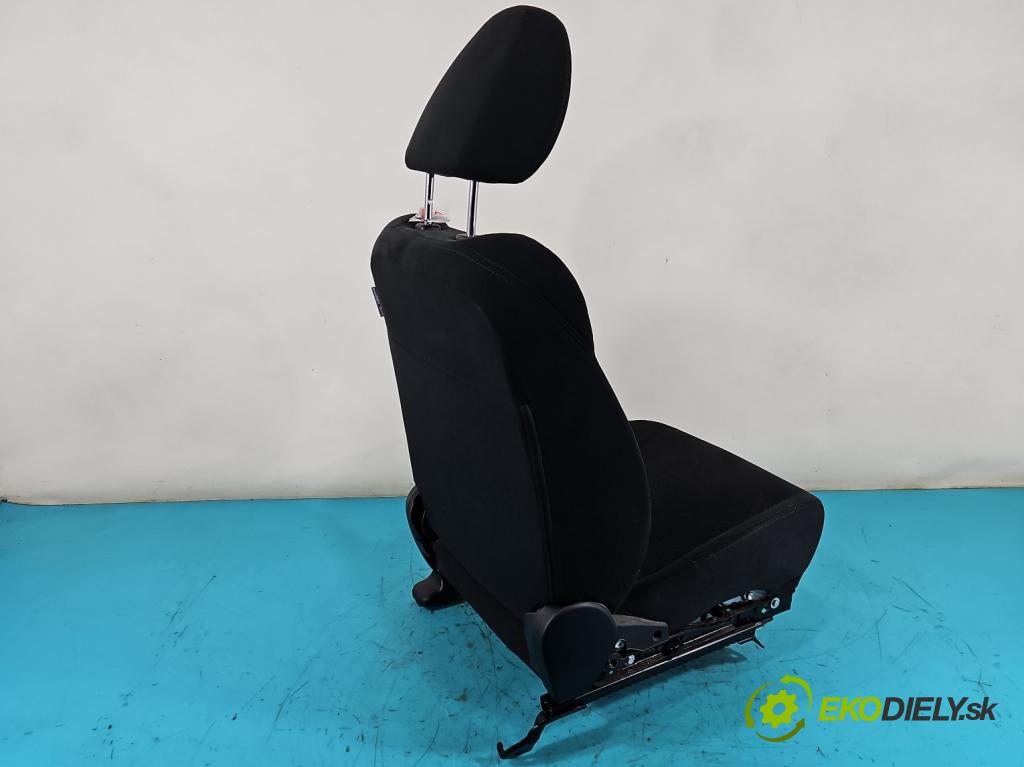 Subaru Impreza III GH 2007-2012 1.5 boxer 107 HP manual 79 kW 1498 cm3 5- Sedačka ľavý  (Sedačky, sedadlá)