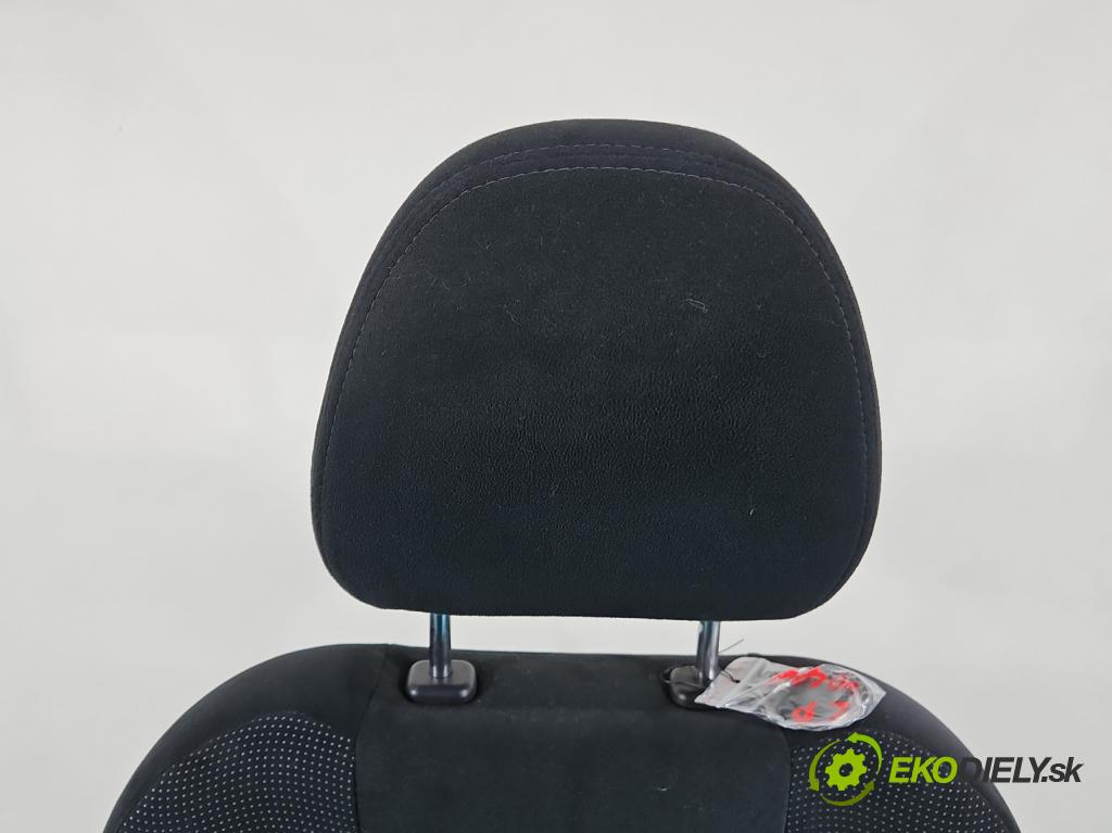 Subaru Impreza III GH 2007-2012 1.5 boxer 107 HP manual 79 kW 1498 cm3 5- Sedačka ľavý  (Sedačky, sedadlá)