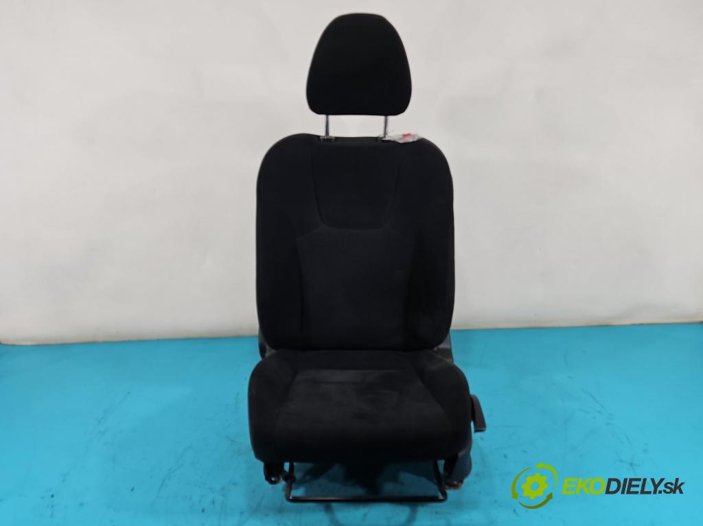 Subaru Impreza III GH 2007-2012 1.5 boxer 107 HP manual 79 kW 1498 cm3 5- Sedačka ľavý  (Sedačky, sedadlá)