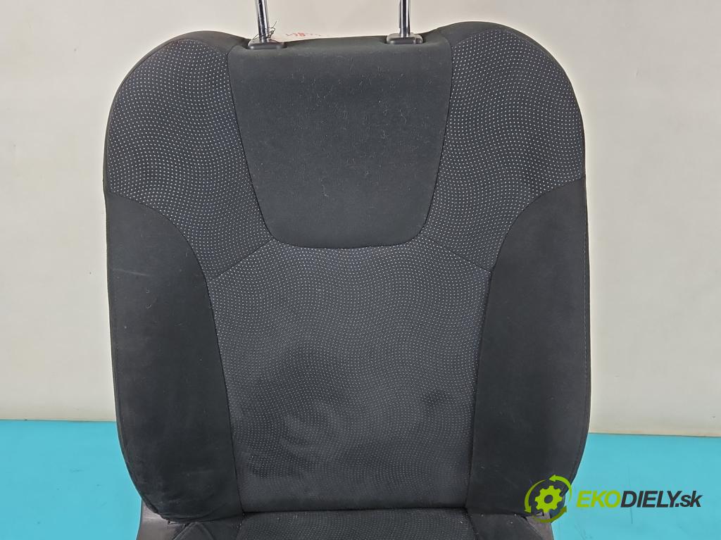 Subaru Impreza III GH 2007-2012 1.5 boxer 107 HP manual 79 kW 1498 cm3 5- Sedačka pravý  (Sedačky, sedadlá)