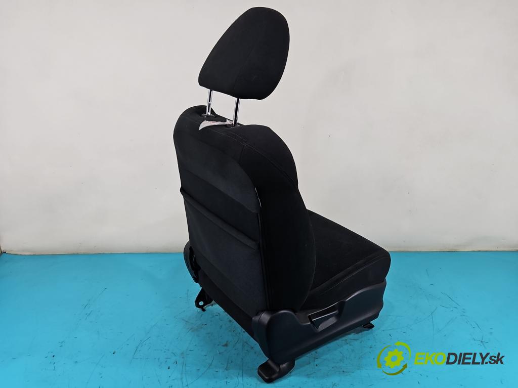 Subaru Impreza III GH 2007-2012 1.5 boxer 107 HP manual 79 kW 1498 cm3 5- Sedačka pravý  (Sedačky, sedadlá)