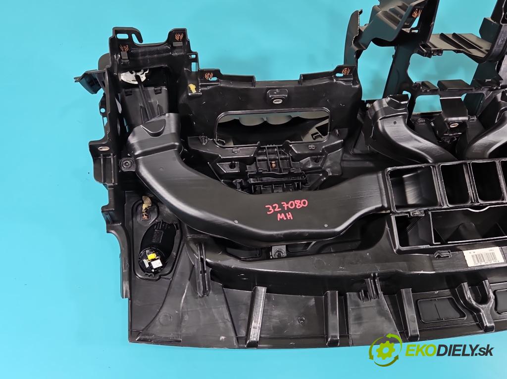 Opel Astra IV 2009-2015 1.7 CDTI 125 HP manual 92 kW 1686 cm3 5- kokpit,pristrojová doska rozdeľovacia