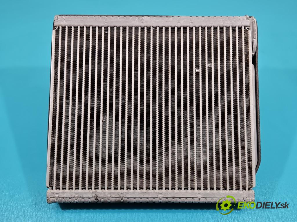 Kia Ceed II 2012-2018 1.6 CRDI 110 HP manual 81 kW 1582 cm3 5- radiator  (Radiátor kúrenia)