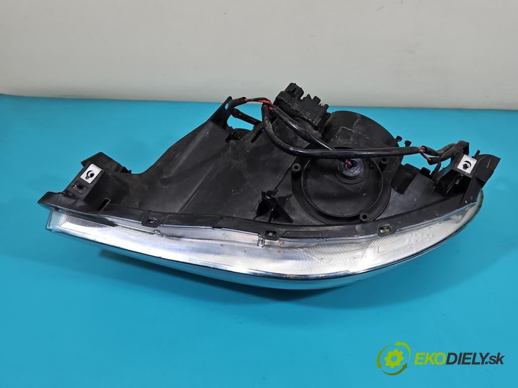 Subaru Impreza III GH 2007-2012 1.5 boxer 107 HP manual 79 kW 1498 cm3 5- Reflektor: pravý  (Pravé)