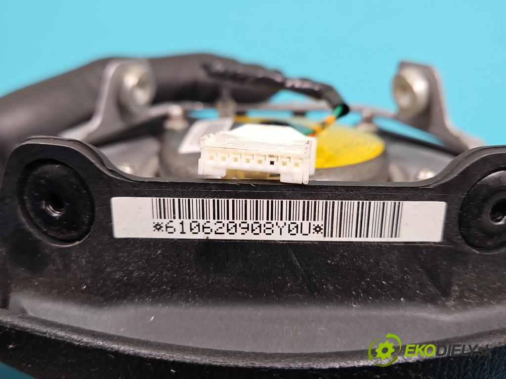 Subaru Impreza III GH 2007-2012 1.5 boxer 107 HP manual 79 kW 1498 cm3 5- airbag vzduch: Řidiči:  (Airbagy)