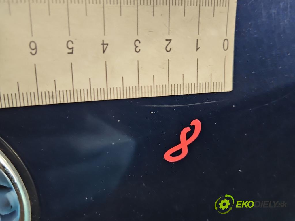 Toyota Yaris II 2005-2011 1.4 D4D 90 hp manual 66 kW 1364 cm3 5- zadní kufrové dveře  (Zadní kapoty)