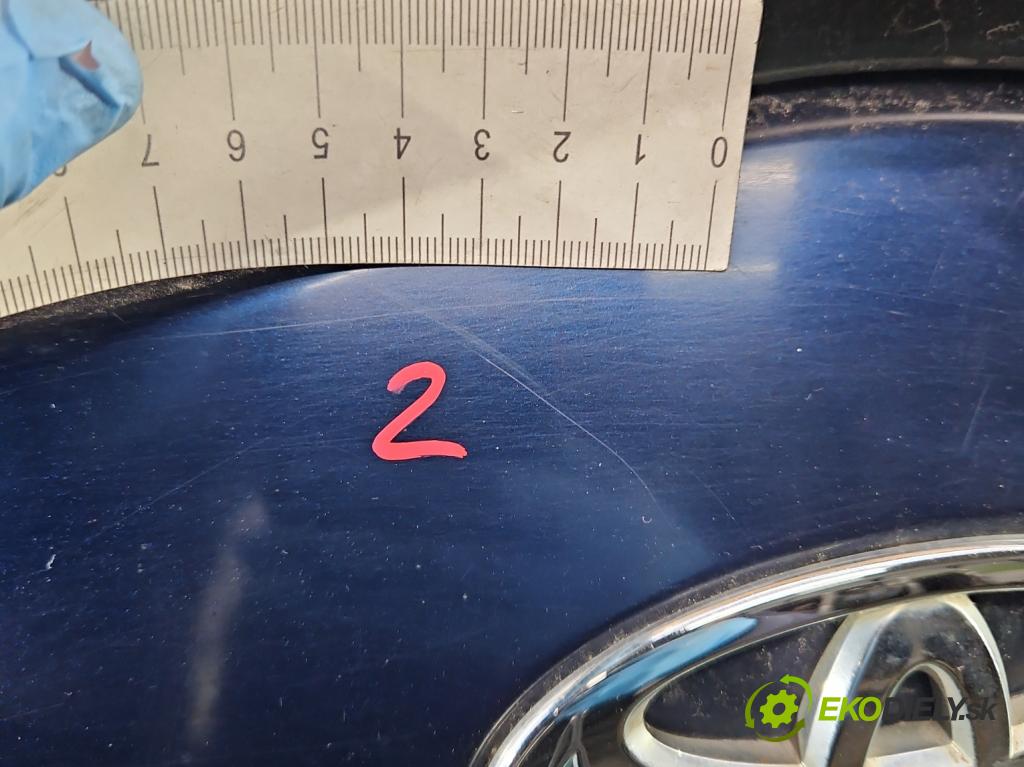 Toyota Yaris II 2005-2011 1.4 D4D 90 hp manual 66 kW 1364 cm3 5- zadní kufrové dveře  (Zadní kapoty)