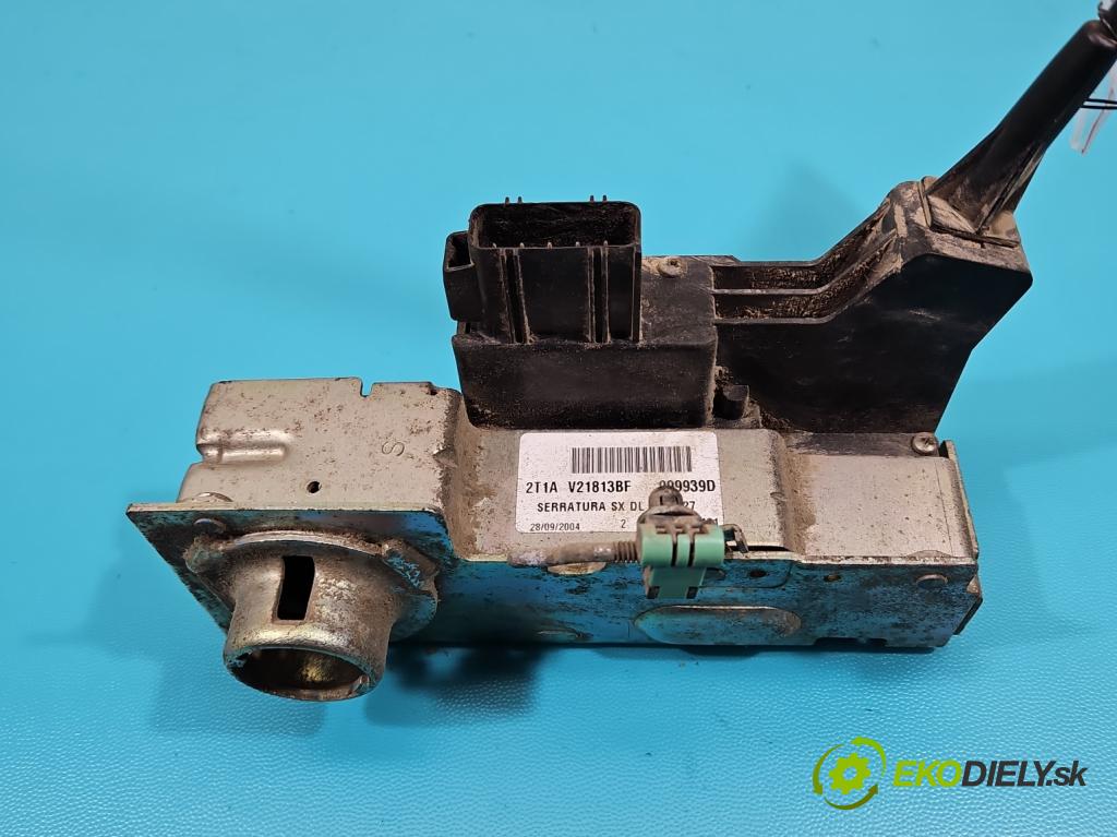 Ford Transit connect 1.8 TDCI 90 hp manual 66 kW 1753 cm3 5- zámek přední levý 2T1AV21813BF