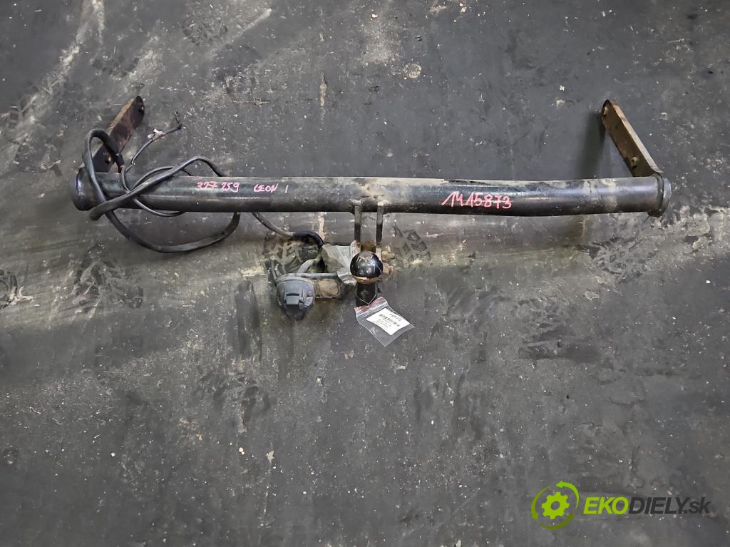 Seat Leon I 1999-2005 1.9 TDI 110 hp manual 81 kW 1896 cm3 5- oko tažné  (Tažná zařízení)