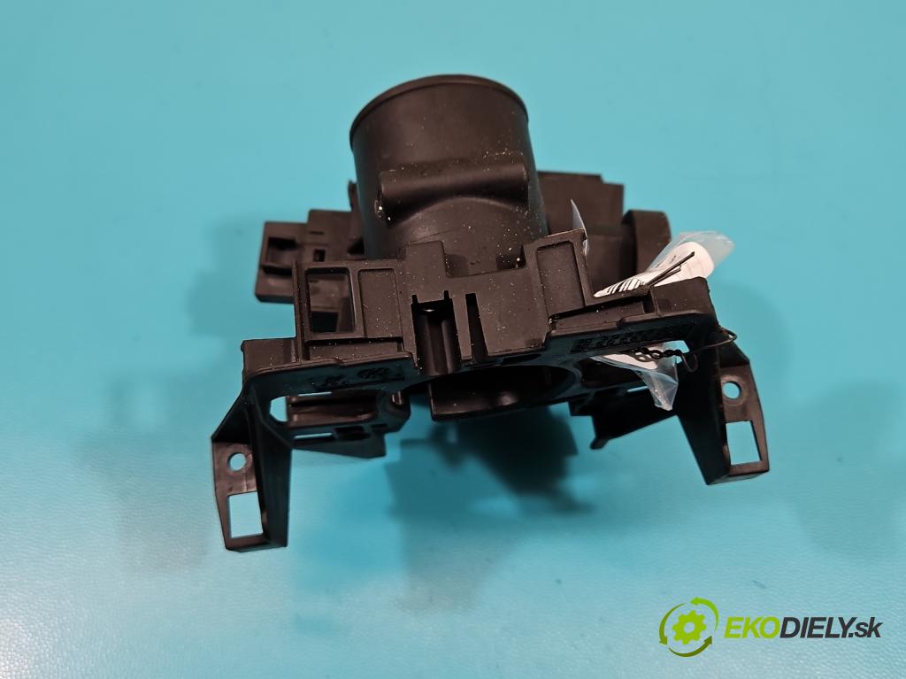 Opel Corsa C 2000-2006 1.0 12V 58 HP manual 43 kW 973 cm3 5- Spínačka  (Spínacie skrinky a kľúče)