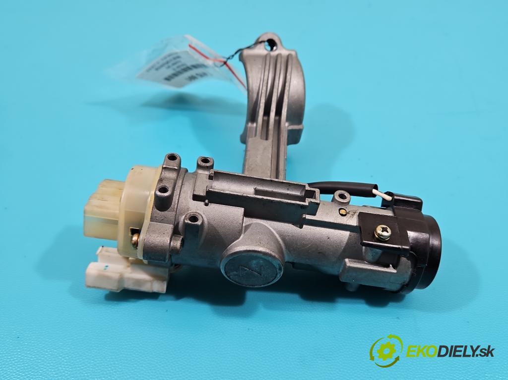 Hyundai Getz 1.1 12V 63 HP manual 46,4 kW 1086 cm3 3- Spínačka  (Spínacie skrinky a kľúče)