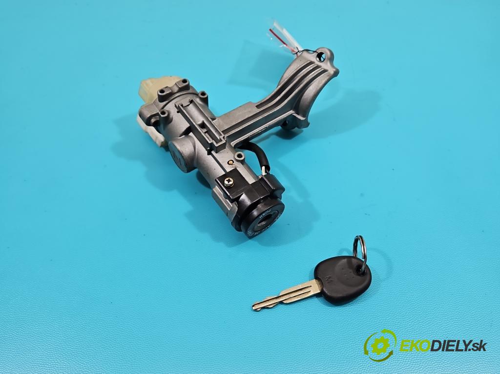 Hyundai Getz 1.1 12V 63 HP manual 46,4 kW 1086 cm3 3- Spínačka  (Spínacie skrinky a kľúče)