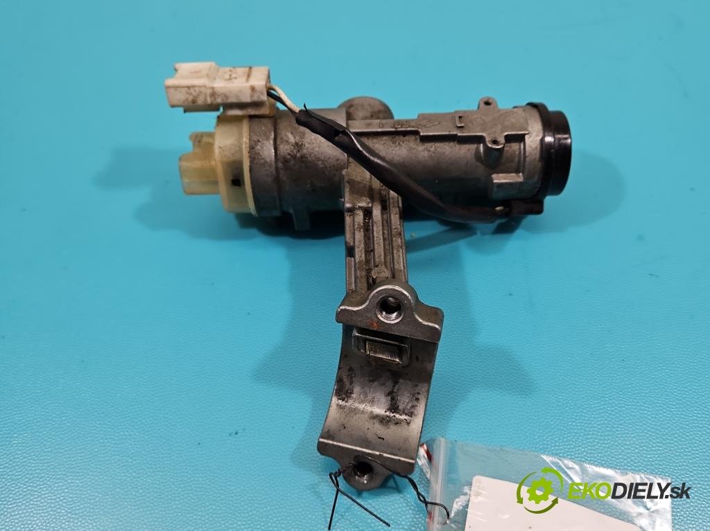 Hyundai Getz 1.1 12V 63 HP manual 46,4 kW 1086 cm3 3- Spínačka  (Spínacie skrinky a kľúče)