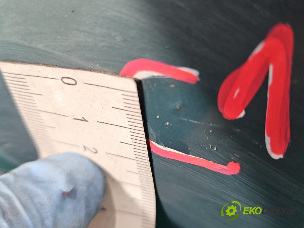 Opel Corsa C 2000-2006 1.0 12V 58 hp manual 43 kW 973 cm3 5- zadní kufrové dveře  (Zadní kapoty)