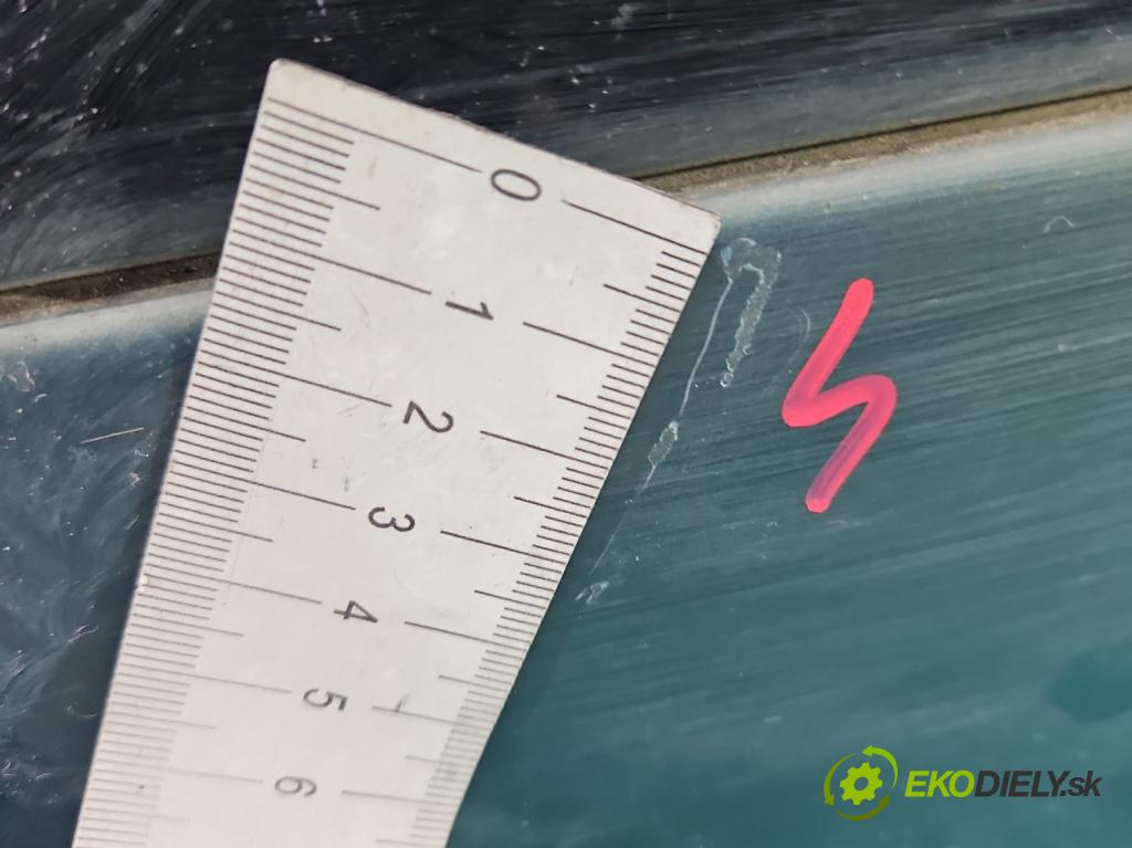 Opel Corsa C 2000-2006 1.0 12V 58 hp manual 43 kW 973 cm3 5- zadní kufrové dveře  (Zadní kapoty)