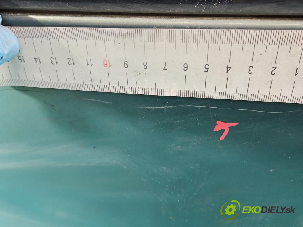 Opel Corsa C 2000-2006 1.0 12V 58 hp manual 43 kW 973 cm3 5- zadní kufrové dveře  (Zadní kapoty)