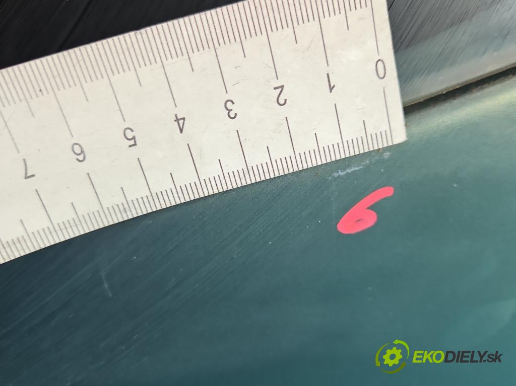 Opel Corsa C 2000-2006 1.0 12V 58 hp manual 43 kW 973 cm3 5- zadní kufrové dveře  (Zadní kapoty)