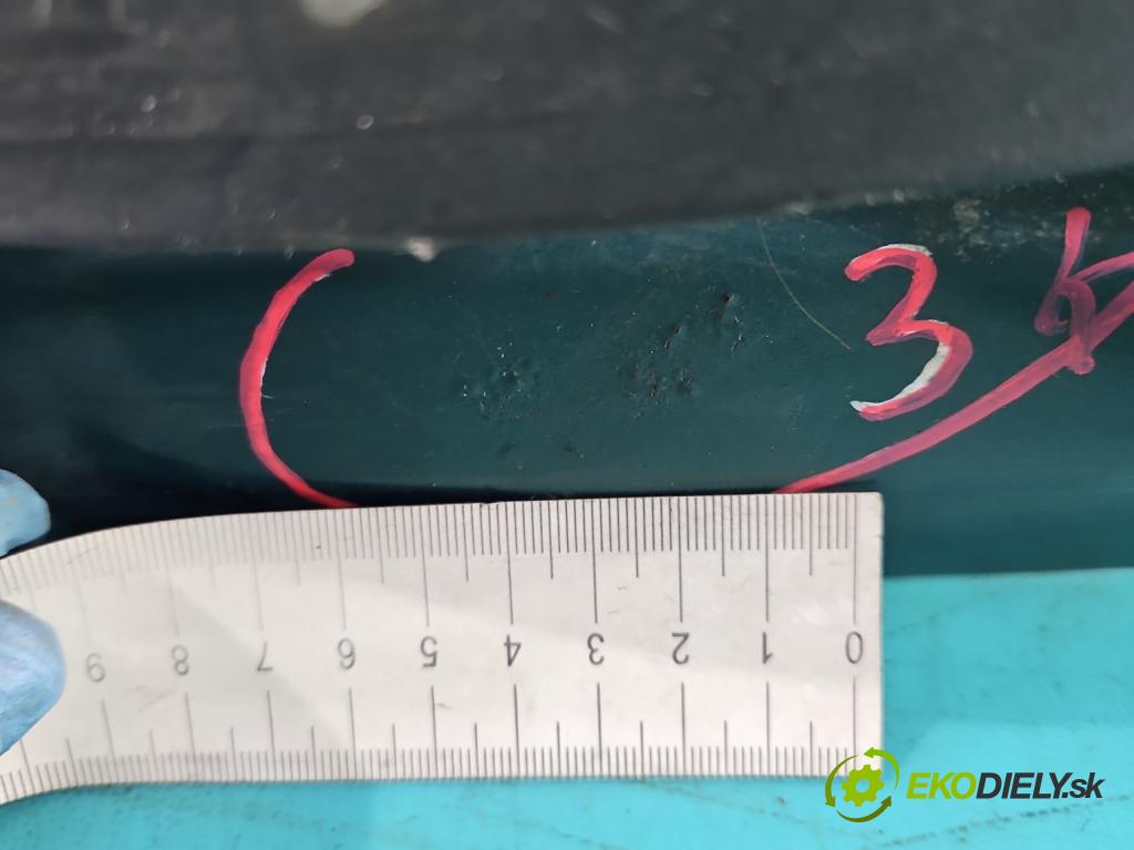 Opel Corsa C 2000-2006 1.0 12V 58 hp manual 43 kW 973 cm3 5- zadní kufrové dveře  (Zadní kapoty)