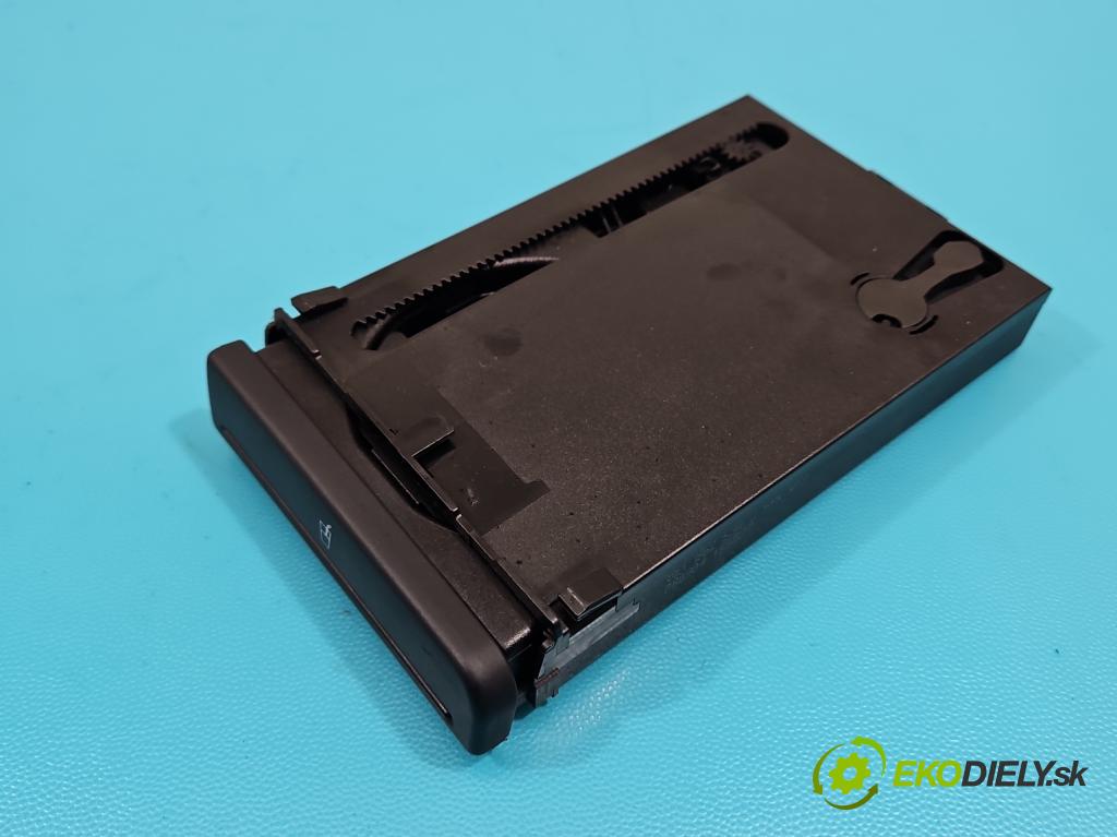 Audi A4 B6 2000-2004 1.9 TDI (AVF) 131 HP manual 96 kW 1896 cm3 4- Rukojeť: na nápoje: 8E1862534J (Úchyty, držiaky na nápoje)