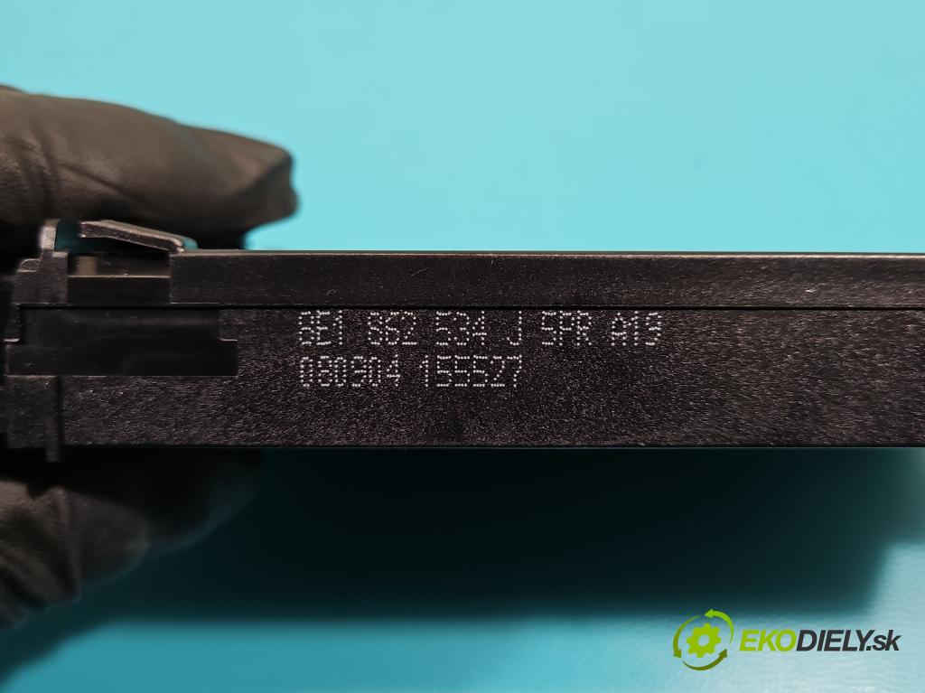 Audi A4 B6 2000-2004 1.9 TDI (AVF) 131 HP manual 96 kW 1896 cm3 4- Rukojeť: na nápoje: 8E1862534J (Úchyty, držiaky na nápoje)