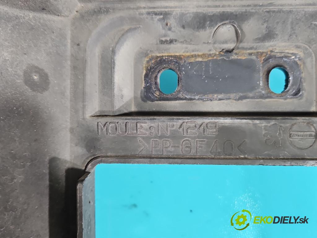 Peugeot 307 1.6 HDI 90 hp manual 66 kW 1560 cm3 5- stěna přední 9650316080 (Výztuhy přední)