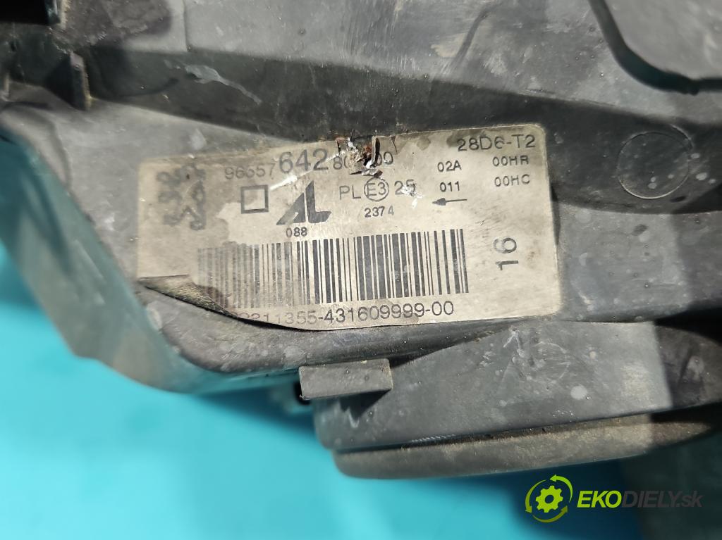 Peugeot 307 1.6 HDI 90 HP manual 66 kW 1560 cm3 5- Reflektor: pravý 9655764280 (Pravé)