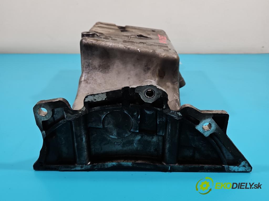 Opel Insignia A 2008-2017 1.6 T 179KM manual 132 kW 1598 cm3 4- vana olejová 55353306 (Olejové vany)