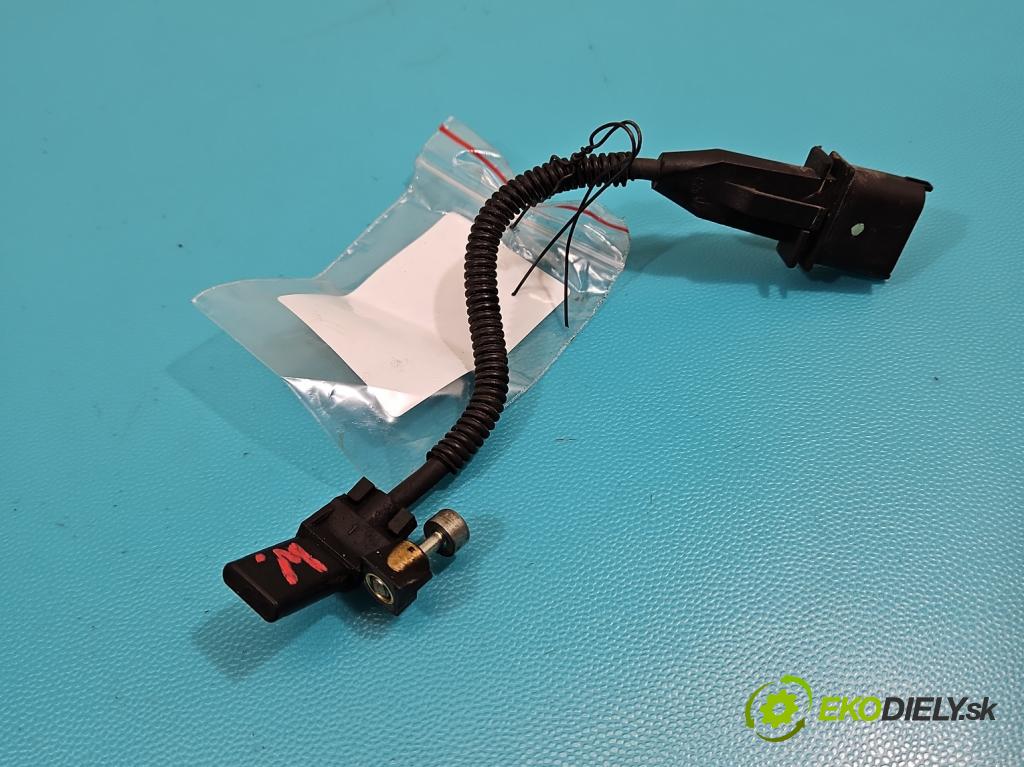 Opel Insignia A 2008-2017 1.6 T 179KM manual 132 kW 1598 cm3 4- snímač pozice: hřídel klikový 55555806 (Snímače polohy kliky, vačky)