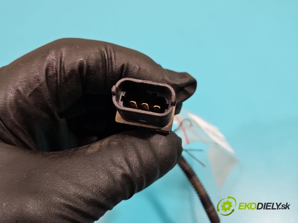 Opel Insignia A 2008-2017 1.6 T 179KM manual 132 kW 1598 cm3 4- snímač pozice: hřídel klikový 55555806 (Snímače polohy kliky, vačky)