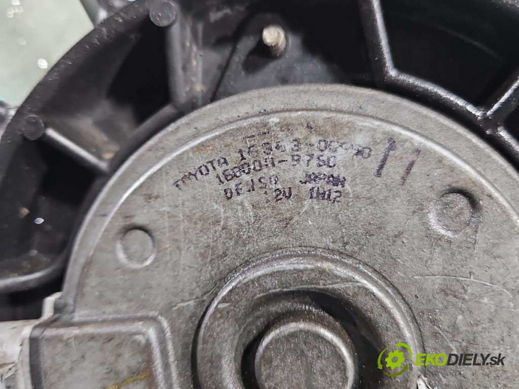 Toyota Yaris II 2005-2011 1.4 D4D 90 HP manual 66 kW 1364 cm3 5- Ventilátor chladiča