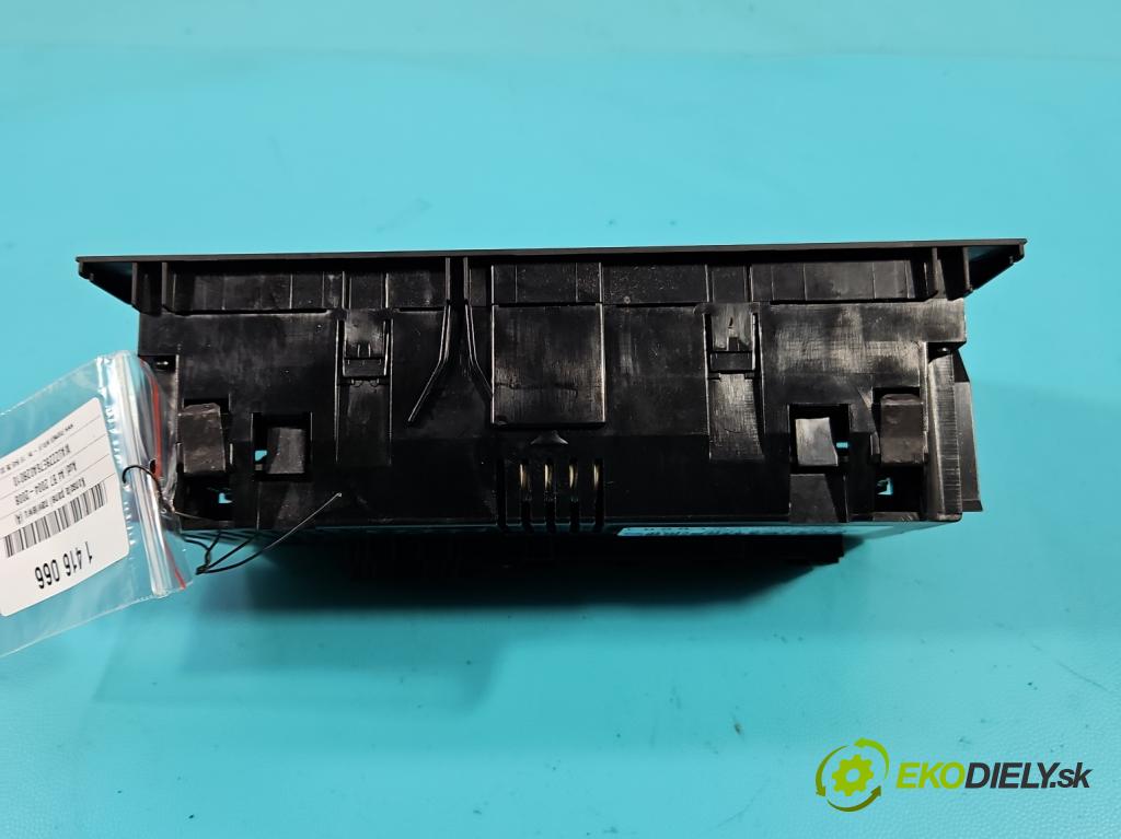 Audi A4 B7 2004-2008 1.8 T 163 HP manual 120 kW 1781 cm3 5- panel kúrenia 8E0820043AK