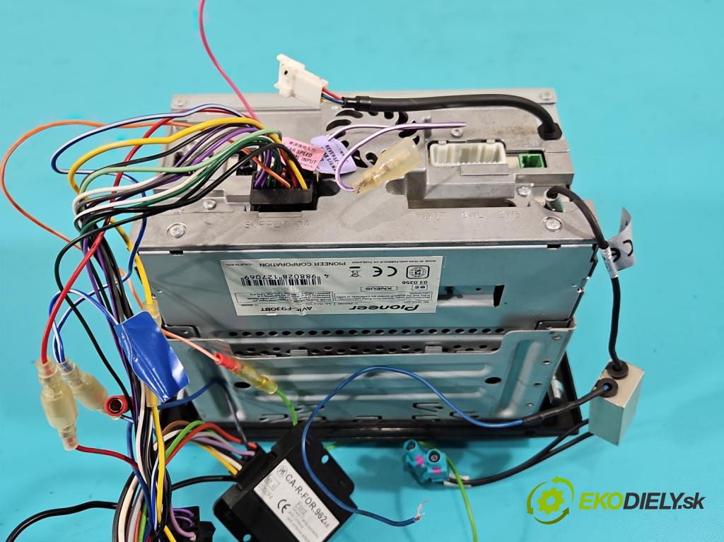 Ford Mondeo Mk4 2007-2014 2.0 tdci 140 HP manual 103 kW 1997 cm3 5- Radio PIONEER AVIC-F930BT