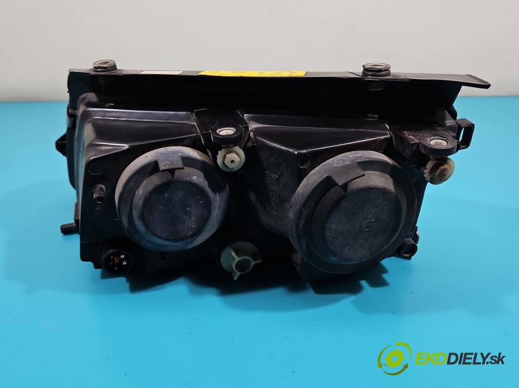 Vw Passat B5 1995-2005 1.9 TDI 110 HP manual 81 kW 1896 cm3 5- Reflektor: pravý  (Pravé)