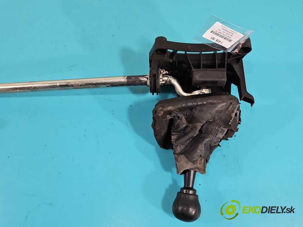 Opel Combo C 2001-2011 1.7 DTI 75 HP manual 55 kW 1686 cm3 4- Páka: Změny: stupeň,rýchlosť  (Rýchlostná páka (kulisa))