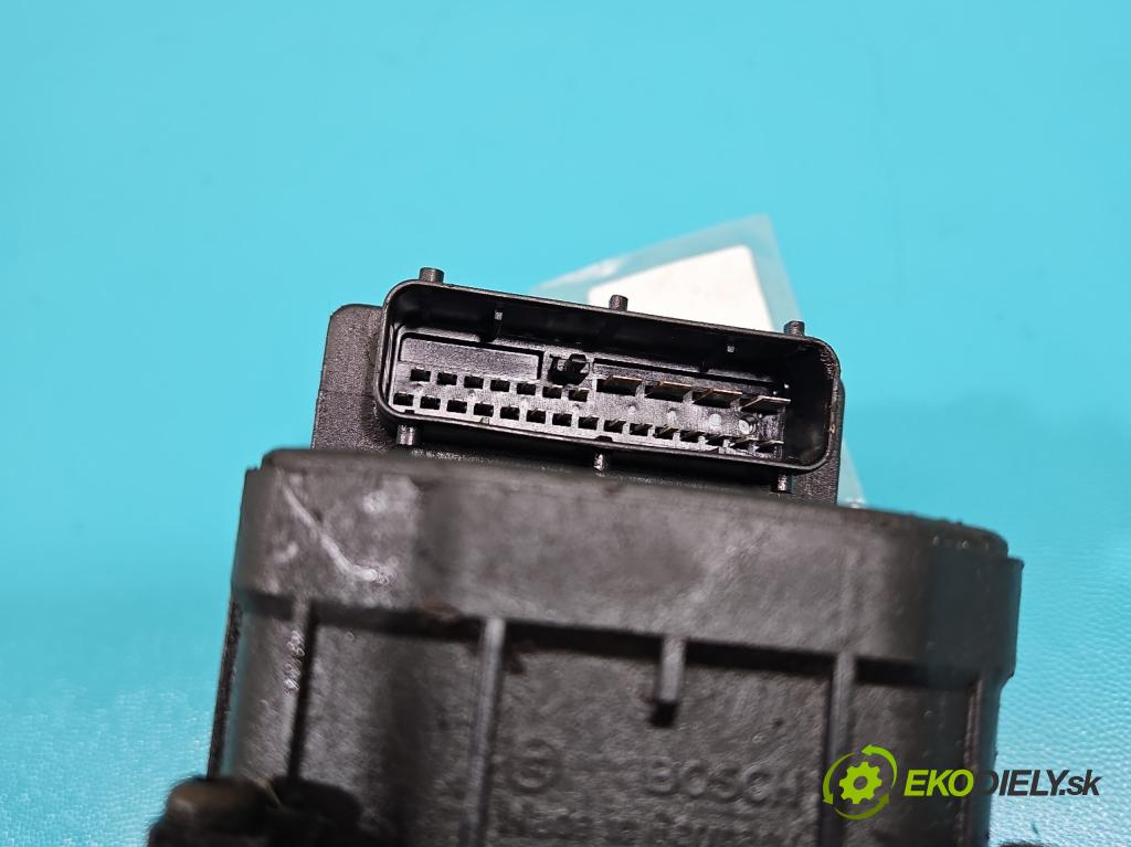 Opel Corsa C 2000-2006 1.2 16V 75 HP manual 55 kW 1199 cm3 5- čerpadlo abs 0265216478 (Pumpy ABS)