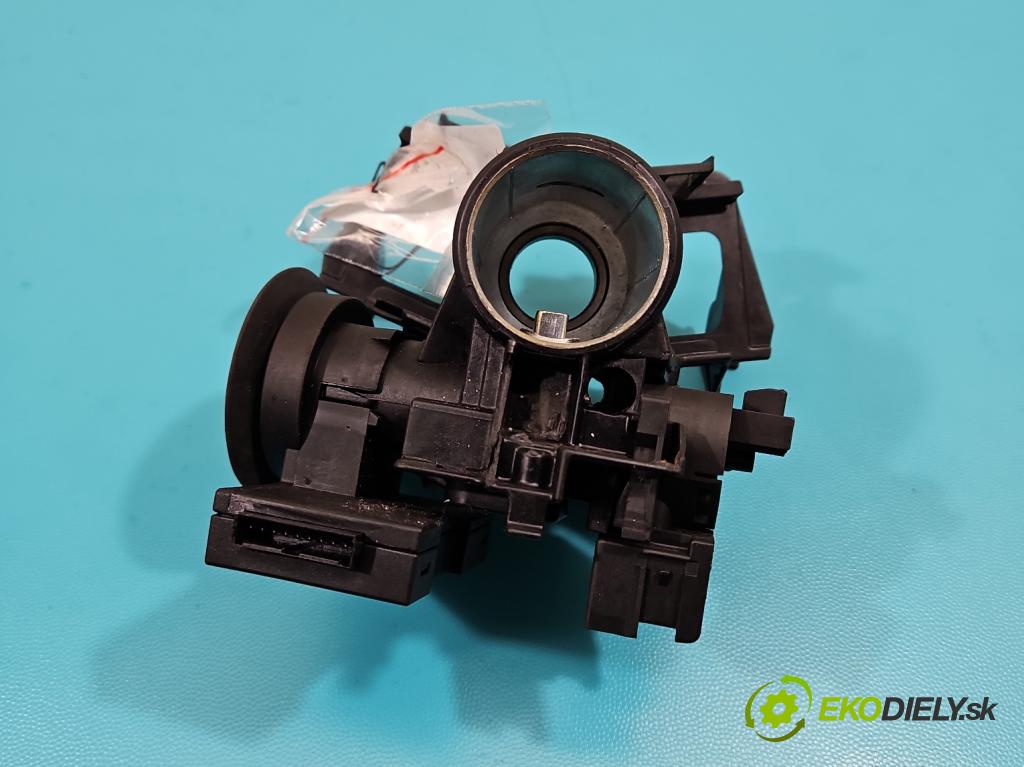 Opel Corsa C 2000-2006 1.2 16V 75 HP manual 55 kW 1199 cm3 5- Spínačka  (Spínacie skrinky a kľúče)