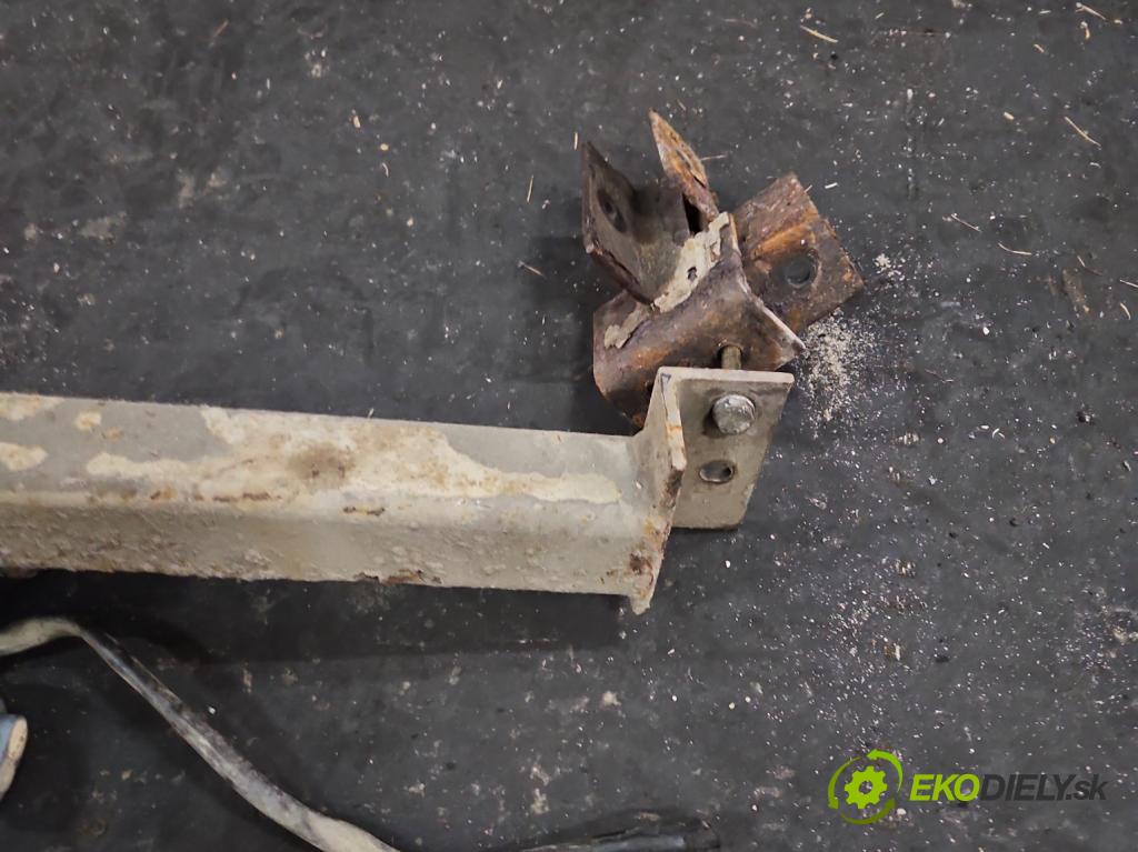 Opel Zafira A 1999-2005 1.8 16v 125 hp manual 92 kW 1796 cm3 5- oko tažné  (Tažná zařízení)