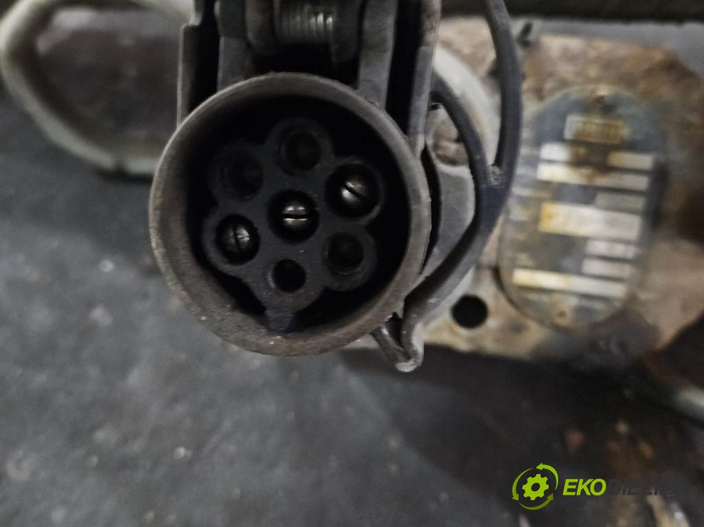 Opel Zafira A 1999-2005 1.8 16v 125 hp manual 92 kW 1796 cm3 5- oko tažné  (Tažná zařízení)