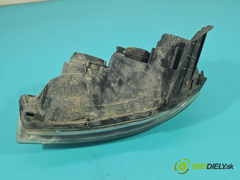 Opel Combo C 2001-2011 1.7 CDTI 101 HP manual 74 kW 1686 cm3 5- Reflektor: pravý 0301172208 (Pravé)