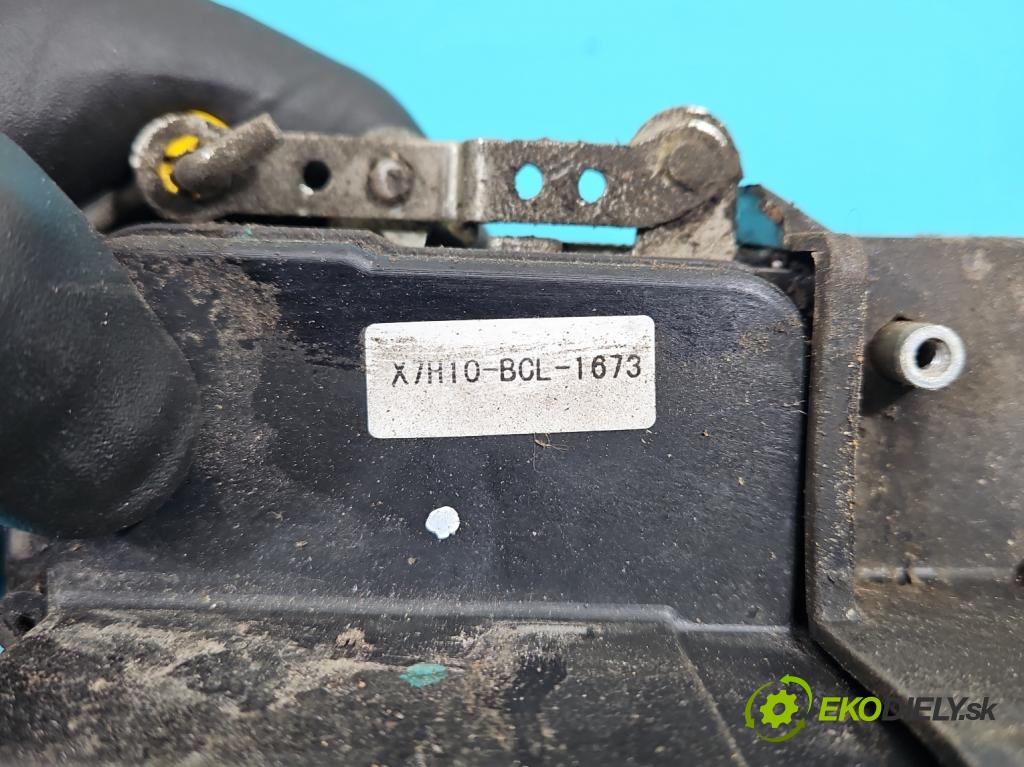 Ford Fiesta Mk6 2002-2008 1.4 TDCI 68 hp manual 50 kW 1399 cm3 5- zámek zadní pravý