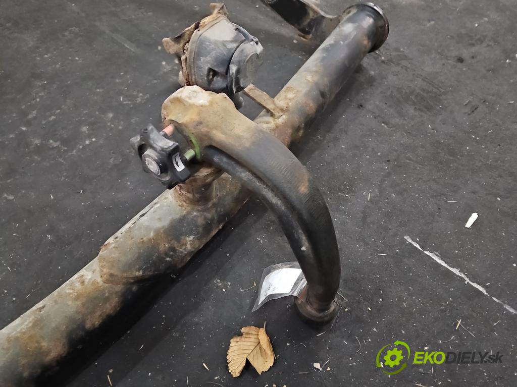 Ford Galaxy Mk1 1995-2006 2.3 16v 145 hp manual 107 kW 2295 cm3 5- oko tažné 7M3804875A (Tažná zařízení)