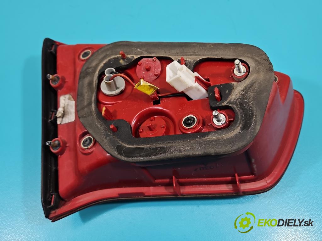 Kia Sportage III 2010-2015 2.0 CRDI 184 hp automatic 135 kW 1998 cm3 5- světlo zadní pravé 92406-3W0 (Klika dveří ostatní)