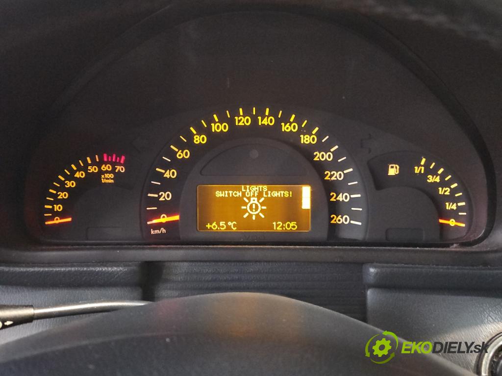 Mercedes C W203 2000-2007 1.8 kompresor 143 HP automatic 105 kW 1796 cm3 4- prístrojovka/ budíky A2035407611 (Prístrojové dosky, displeje)