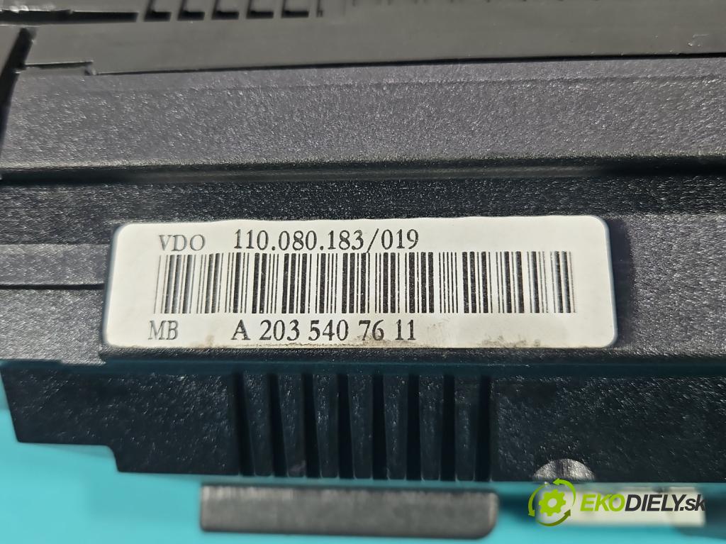 Mercedes C W203 2000-2007 1.8 kompresor 143 HP automatic 105 kW 1796 cm3 4- prístrojovka/ budíky A2035407611 (Prístrojové dosky, displeje)