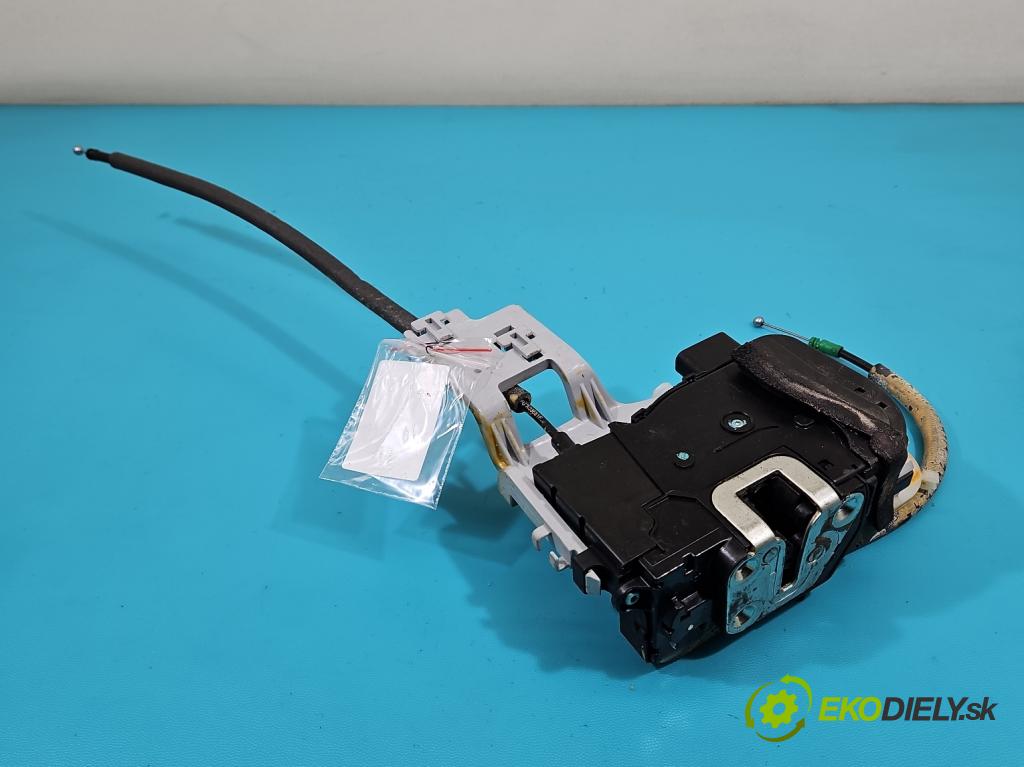 Kia Sportage III 2010-2015 2.0 CRDI 184hp automatic 135 kW 1998 cm3 5- zámok predné pravý 